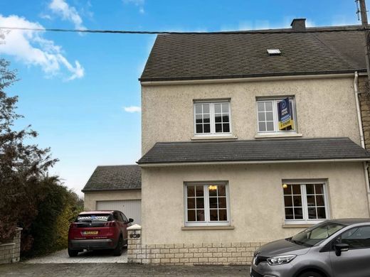 Casa di lusso a Athus, Province du Luxembourg