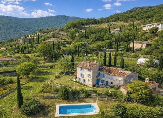 Rural or Farmhouse in Seillans, Var