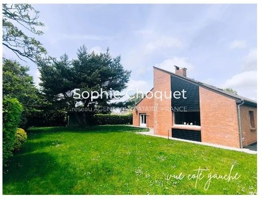 Luxury home in Wargnies-le-Petit, North