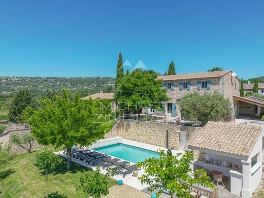 Rural or Farmhouse in Gordes, Vaucluse