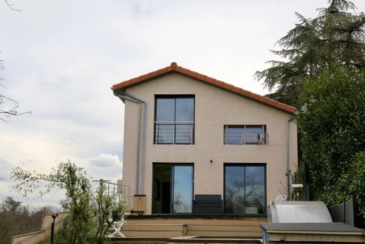 Luxury home in Chaponost, Rhône