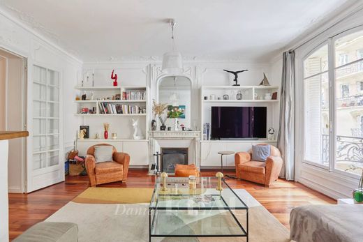 Apartment / Etagenwohnung in Monceau, Courcelles, Ternes, Paris