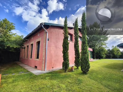 منزل ﻓﻲ Montauban, Tarn-et-Garonne