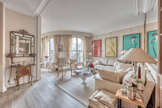 Apartment / Etagenwohnung in La Muette, Auteuil, Porte Dauphine, Paris