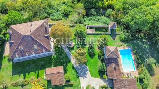 منزل ﻓﻲ Agen, Lot-et-Garonne