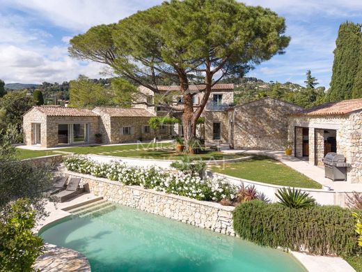 Villa in La Colle-sur-Loup, Alpes-Maritimes