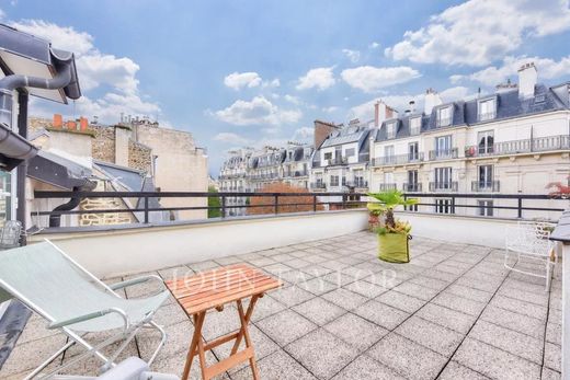 Apartment / Etagenwohnung in La Muette, Auteuil, Porte Dauphine, Paris