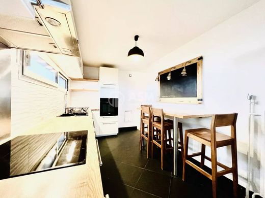 ‏דירה ב  Nanterre, Hauts-de-Seine