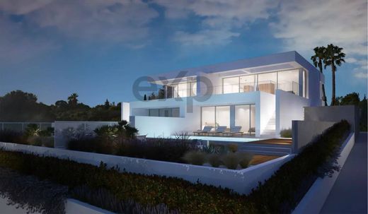 Luxury home in Luz, Lagos