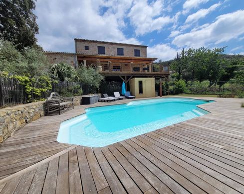 Luxury home in Générargues, Gard