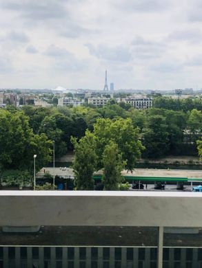 Apartment in Puteaux, Hauts-de-Seine