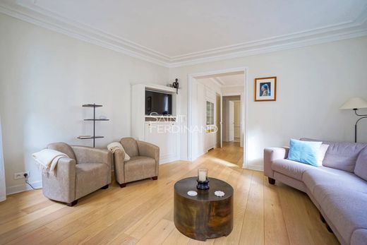 ‏דירה ב  Paris 17 Batignolles-Monceau, Paris