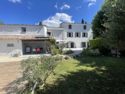 Montélimar, Drômeの高級住宅