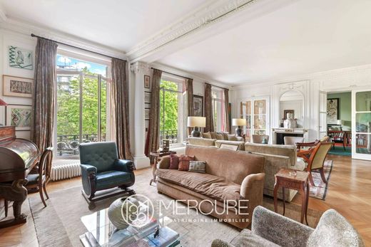 Apartment / Etagenwohnung in La Muette, Auteuil, Porte Dauphine, Paris