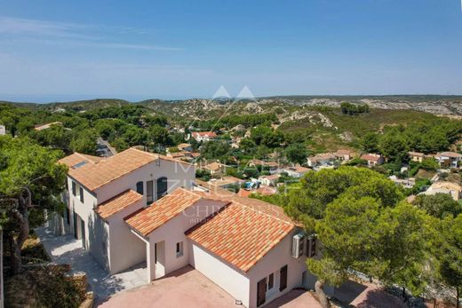 Вилла, Ensuès-la-Redonne, Bouches-du-Rhône
