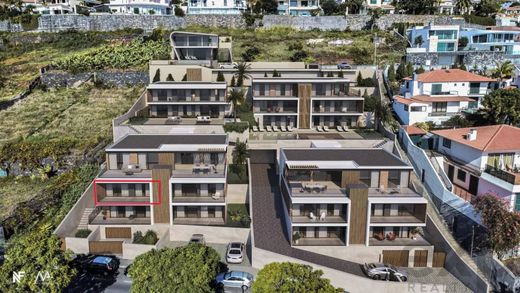 Apartment / Etagenwohnung in Funchal, Madeira