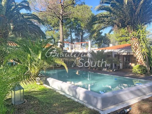 Βίλα σε Canohès, Pyrénées-Orientales