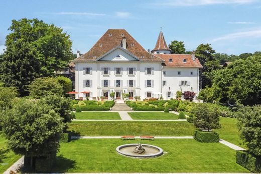 Palace in Begnins, Nyon District