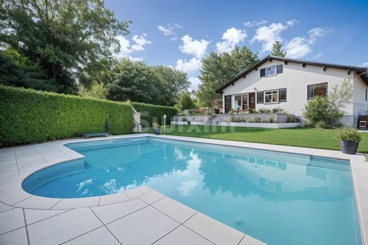 ‏בתי יוקרה ב  Ségny, Ain