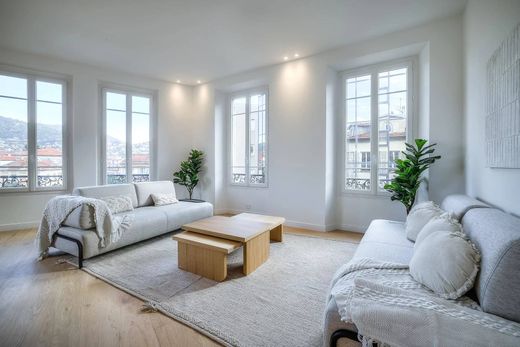 Appartamento a Nizza, Alpi Marittime