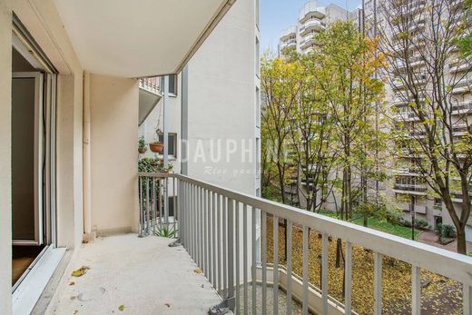Apartment in Courbevoie, Hauts-de-Seine