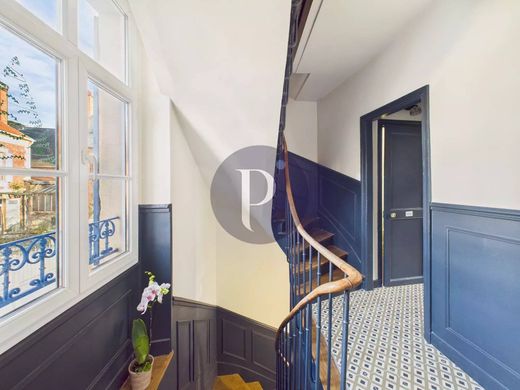 Элитный дом, Verrières-le-Buisson, Essonne