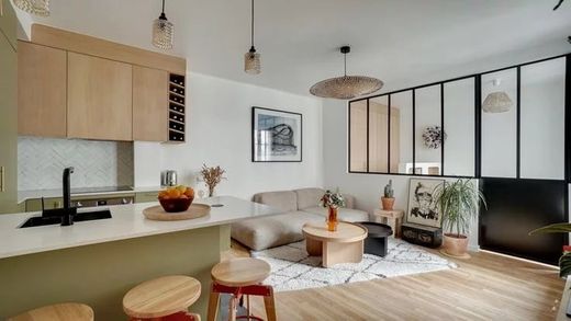 Apartment in Levallois-Perret, Hauts-de-Seine