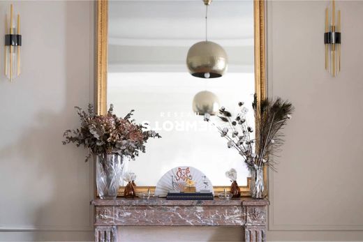 Apartment in La Muette, Auteuil, Porte Dauphine, Paris