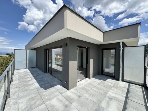 Apartment in Thonon-les-Bains, Haute-Savoie