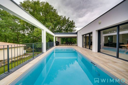 Luxury home in Créon, Gironde
