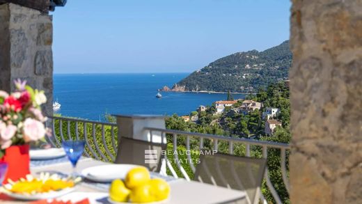 ﻓﻴﻼ ﻓﻲ Mandelieu-la-Napoule, Alpes-Maritimes