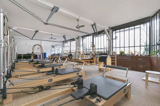 Apartment in Saint-Germain, Odéon, Monnaie, Paris