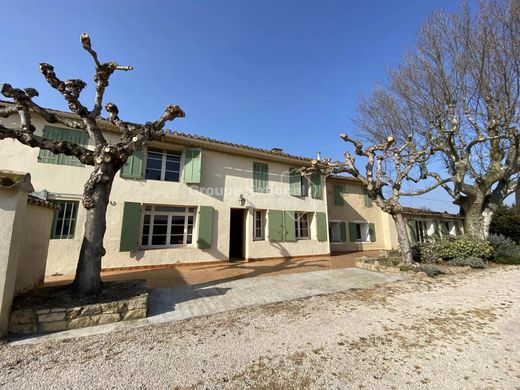 Landhaus / Bauernhof in Salon-de-Provence, Bouches-du-Rhône