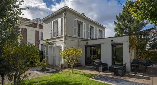 Casa di lusso a Chatou, Yvelines