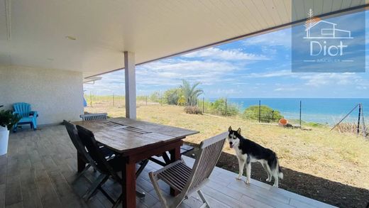 Luxus-Haus in Païta, Province Sud