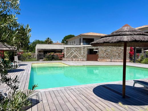 Appartamento a Lecci, Corsica del Sud