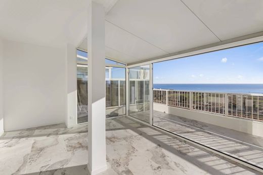 Apartment / Etagenwohnung in Cagnes-sur-Mer, Alpes-Maritimes