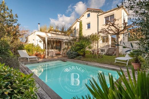 Luksusowy dom w Tassin-la-Demi-Lune, Rhône