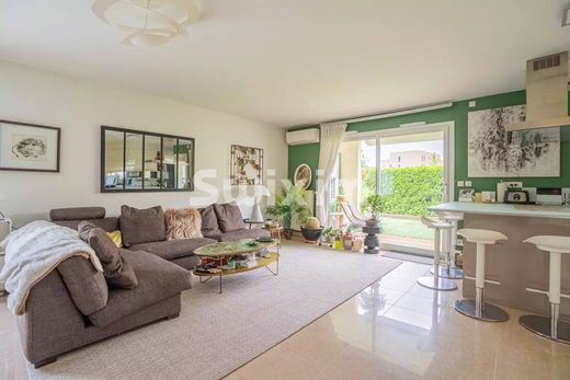 Apartment in Ferney-Voltaire, Ain