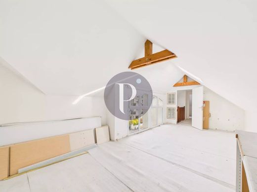 Luxus-Haus in Le Plessis-Robinson, Hauts-de-Seine