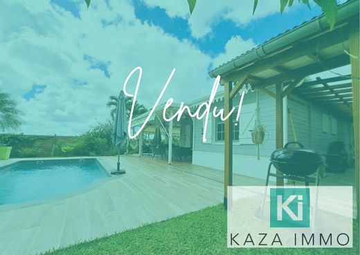 Casa de luxo - Le Lamentin, Martinica