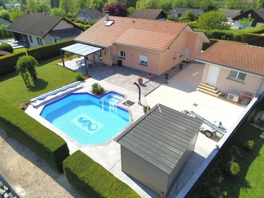 Luksusowy dom w Chapeiry, Haute-Savoie