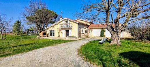 Landhaus / Bauernhof in Chabeuil, Drôme