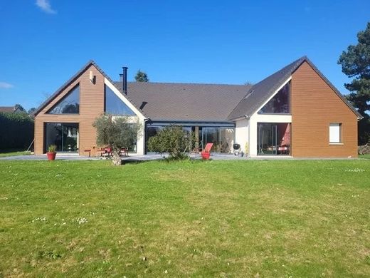 Πολυτελή κατοικία σε Saint-Germain-de-la-Grange, Yvelines