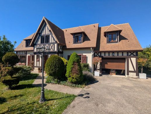 Luxury home in Pacy-sur-Eure, Eure