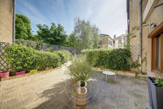 Apartment in Versailles, Yvelines