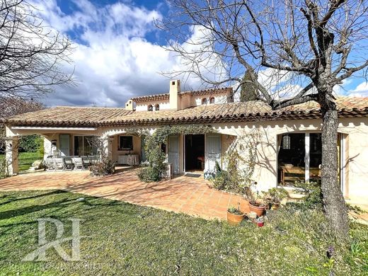 Villa in Saint-Cézaire-sur-Siagne, Alpes-Maritimes