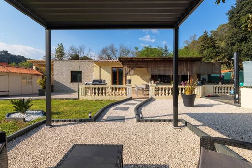 Luxury home in Cagnes-sur-Mer, Alpes-Maritimes