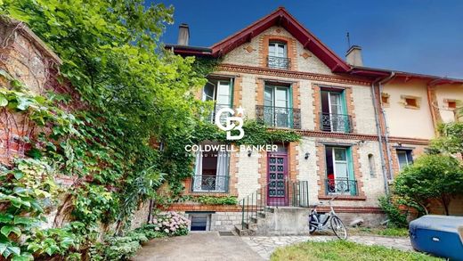 Luxury home in Montrouge, Hauts-de-Seine