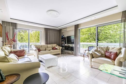 Apartament w Tour Eiffel, Invalides – Ecole Militaire, Saint-Thomas d’Aquin, Paris